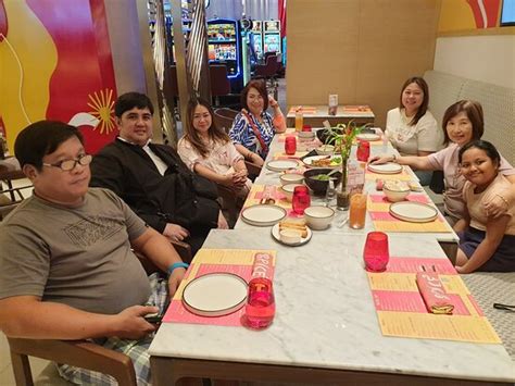 Cheap Places to Eat in Clark Freeport Zone, Pampanga Province .